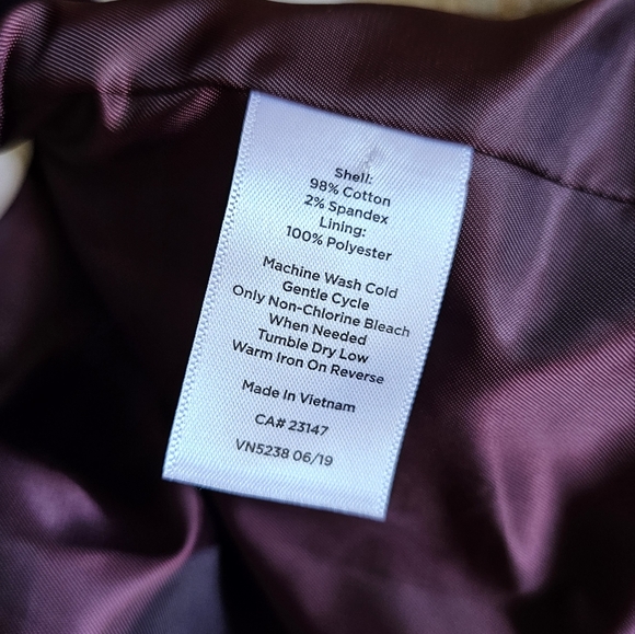 Talbots women's corduroy blazer in Plum. Size 4 - Picture 10 of 10